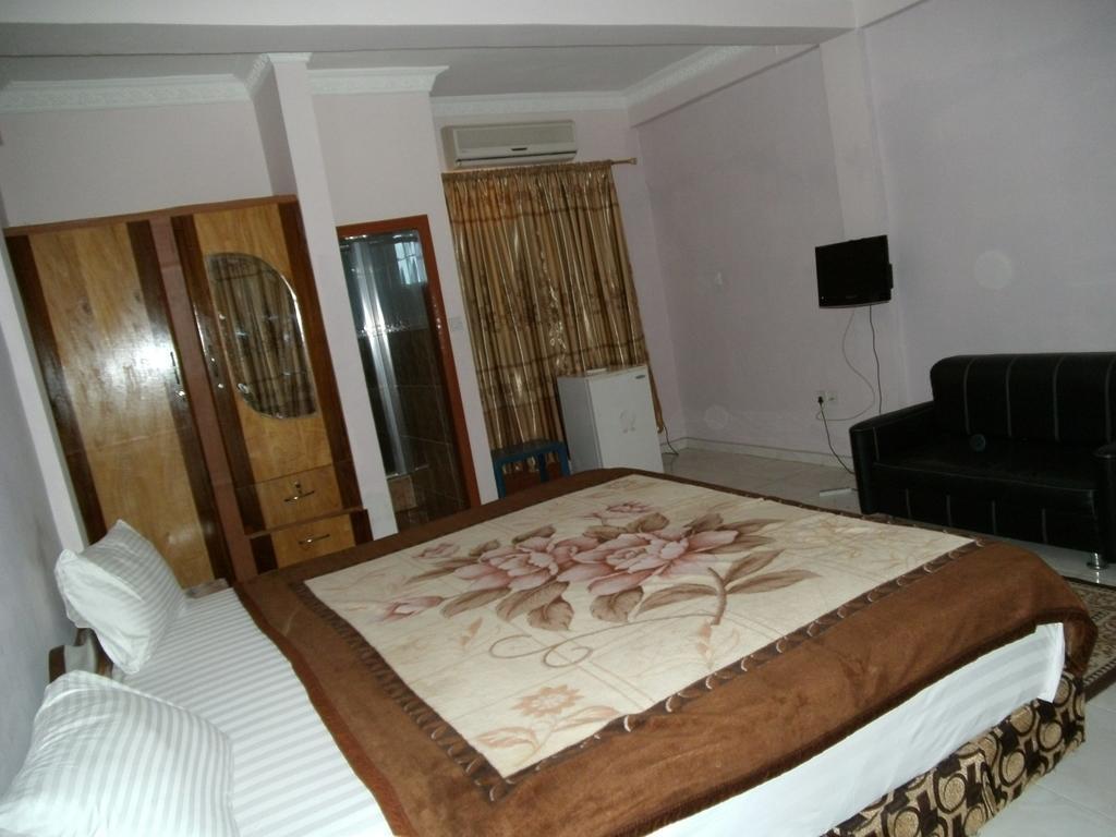 Pemicsa Hotel Accra Spintex Luaran gambar
