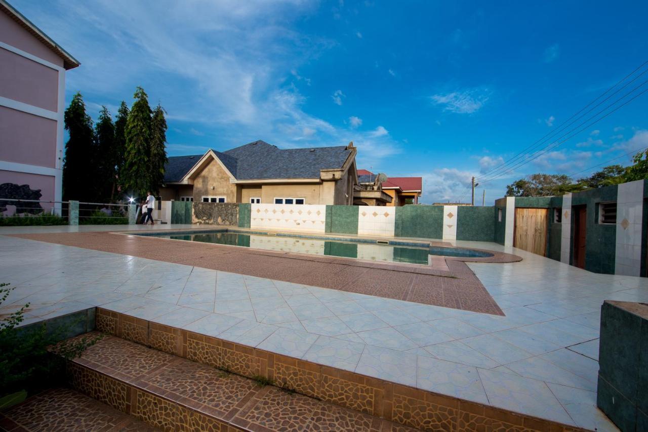 Pemicsa Hotel Accra Spintex Luaran gambar